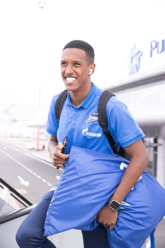 Вылет «Зенита» в Нижний Новгород на матч «Пари НН» — «Зенит»