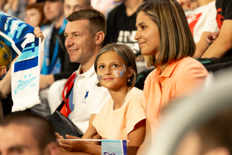 Болельщики на матче «Зенит» — «Ахмат»