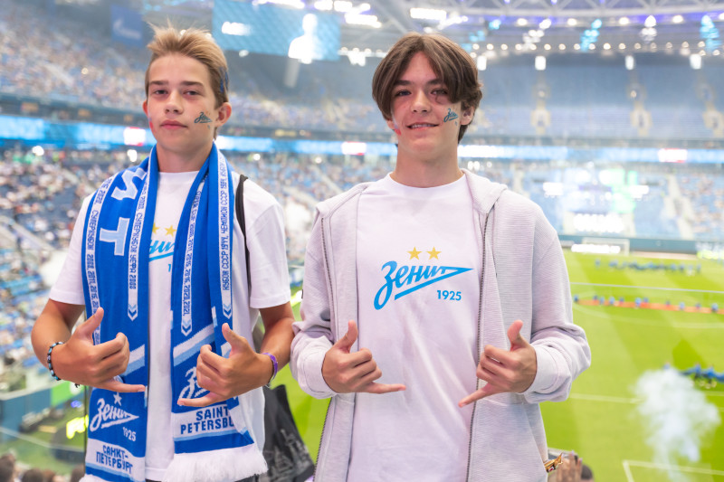 Болельщики на матче «Зенит» — «Ахмат»