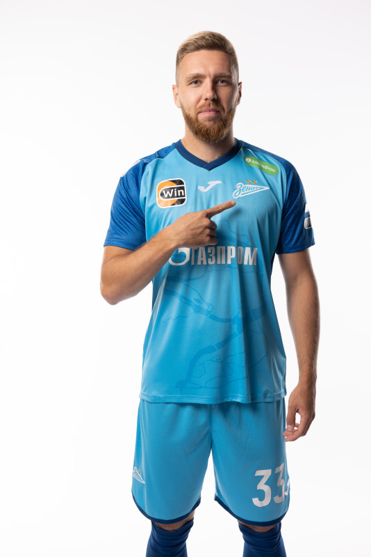 Индивидуальная фотосессия игроков ФК «Зенит» в форме Joma сезона 2023/24