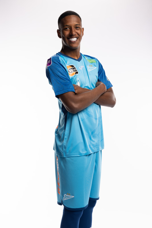 Индивидуальная фотосессия игроков ФК «Зенит» в форме Joma сезона 2023/24