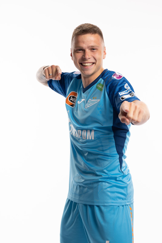 Индивидуальная фотосессия игроков ФК «Зенит» в форме Joma сезона 2023/24