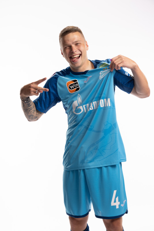 Индивидуальная фотосессия игроков ФК «Зенит» в форме Joma сезона 2023/24