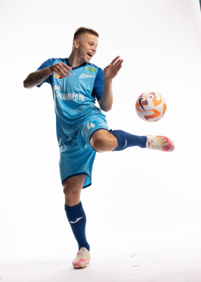 Индивидуальная фотосессия игроков ФК «Зенит» в форме Joma сезона 2023/24