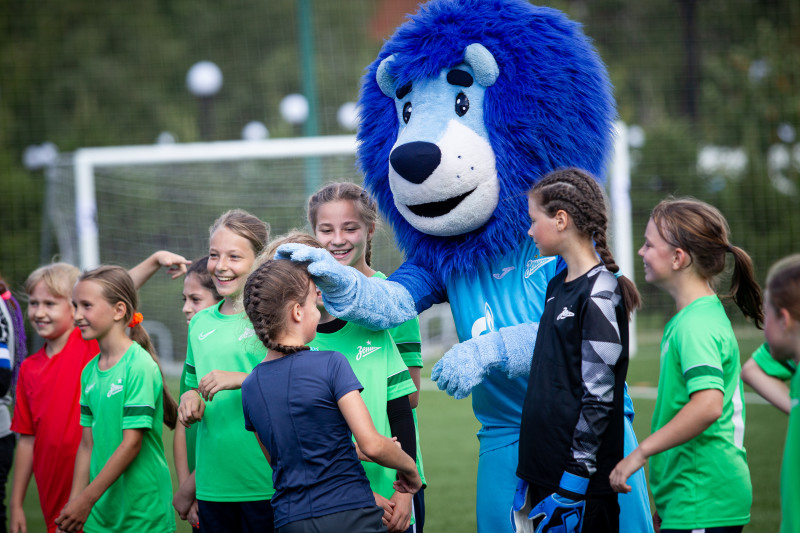 Фестиваль футбола для девочек