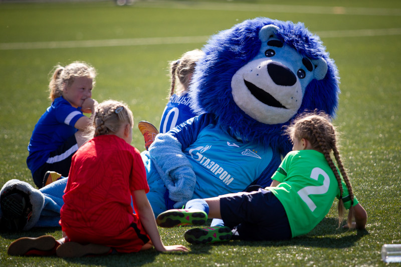 Фестиваль футбола для девочек