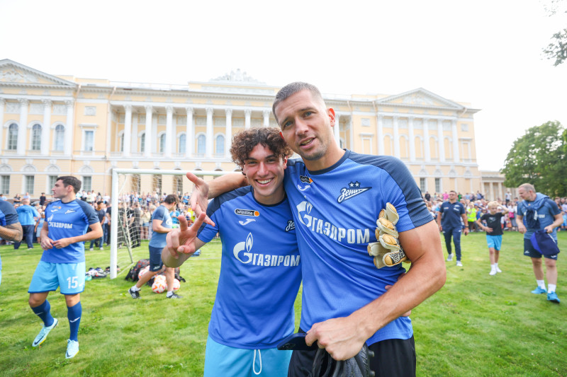 Открытая тренировка «Зенита» в Михайловском саду