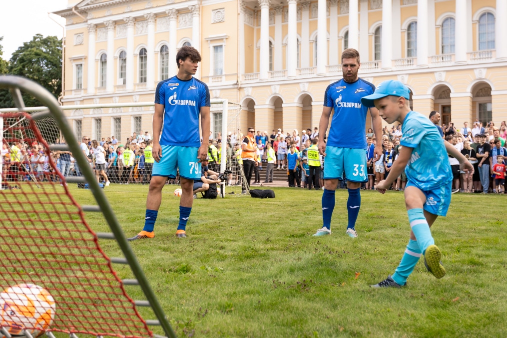 Открытая тренировка «Зенита» в Михайловском саду