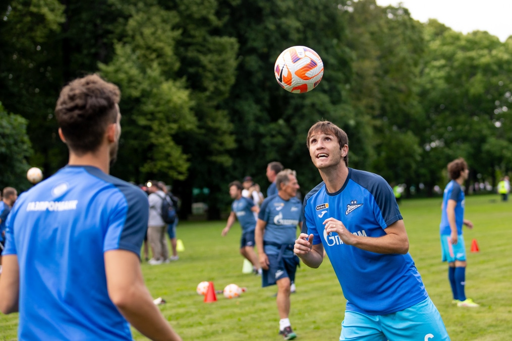 Открытая тренировка «Зенита» в Михайловском саду