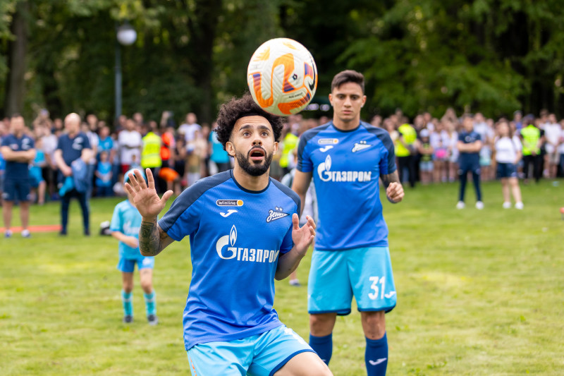 Открытая тренировка «Зенита» в Михайловском саду