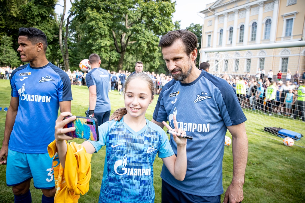 Открытая тренировка «Зенита» в Михайловском саду