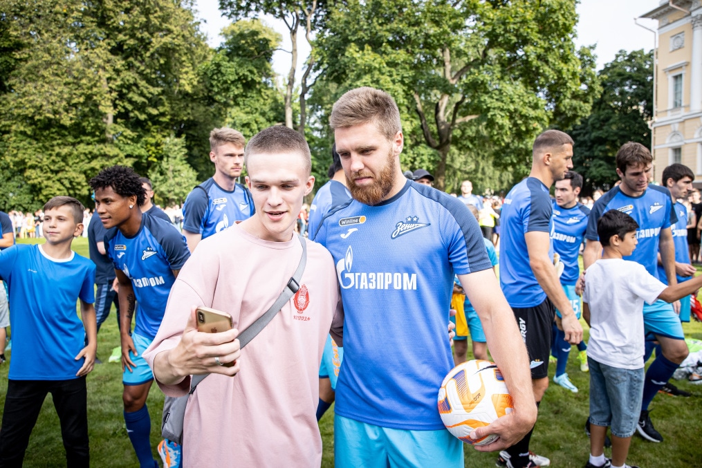 Открытая тренировка «Зенита» в Михайловском саду