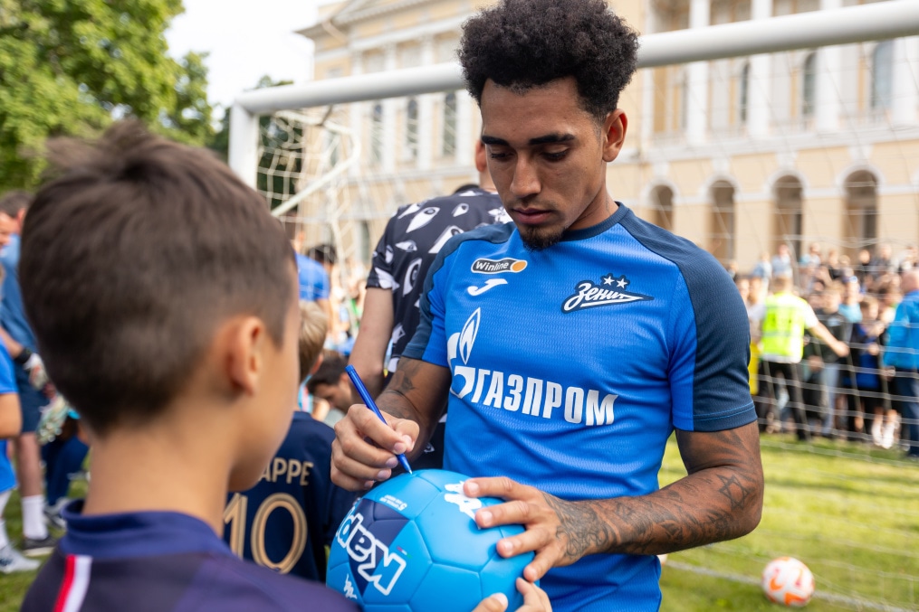 Открытая тренировка «Зенита» в Михайловском саду