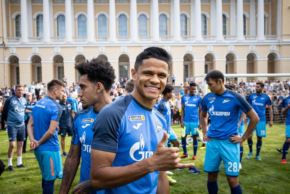 Открытая тренировка «Зенита» в Михайловском саду