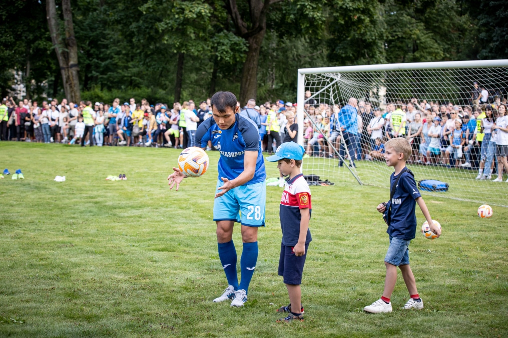Открытая тренировка «Зенита» в Михайловском саду