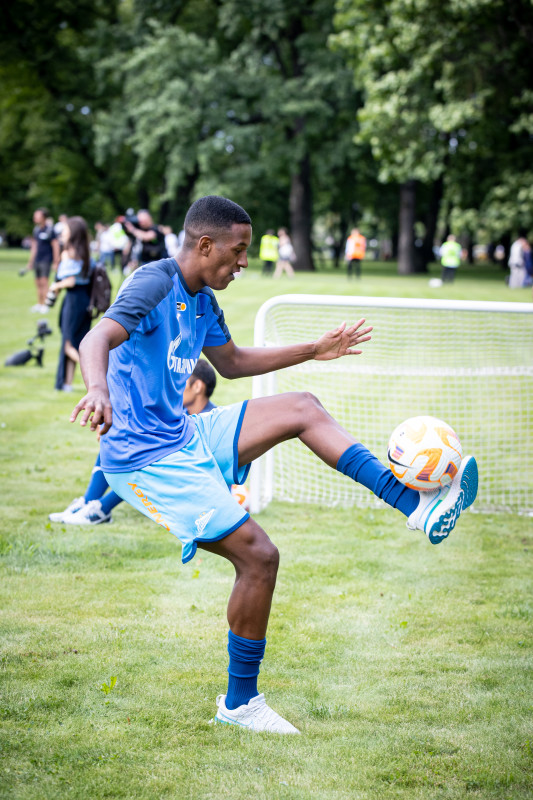 Открытая тренировка «Зенита» в Михайловском саду