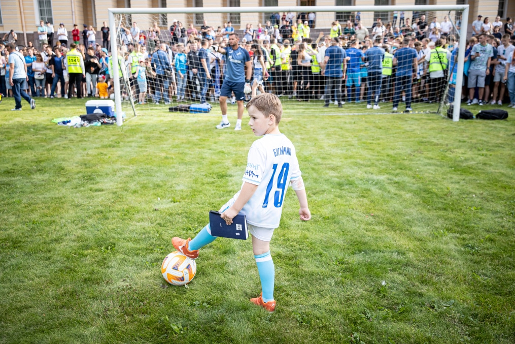 Открытая тренировка «Зенита» в Михайловском саду