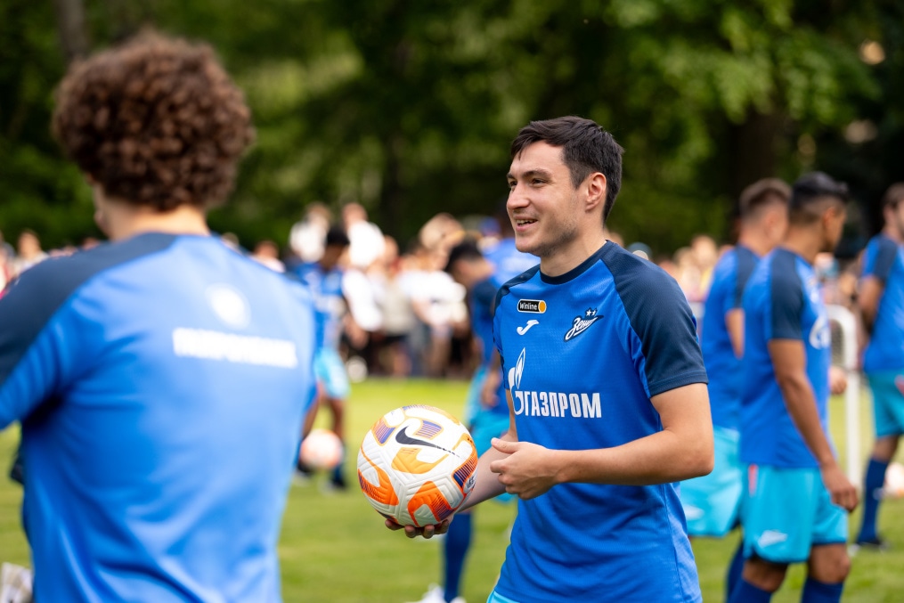 Открытая тренировка «Зенита» в Михайловском саду