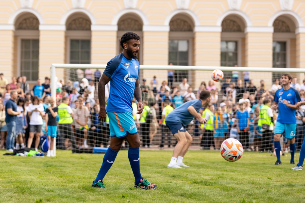 Открытая тренировка «Зенита» в Михайловском саду