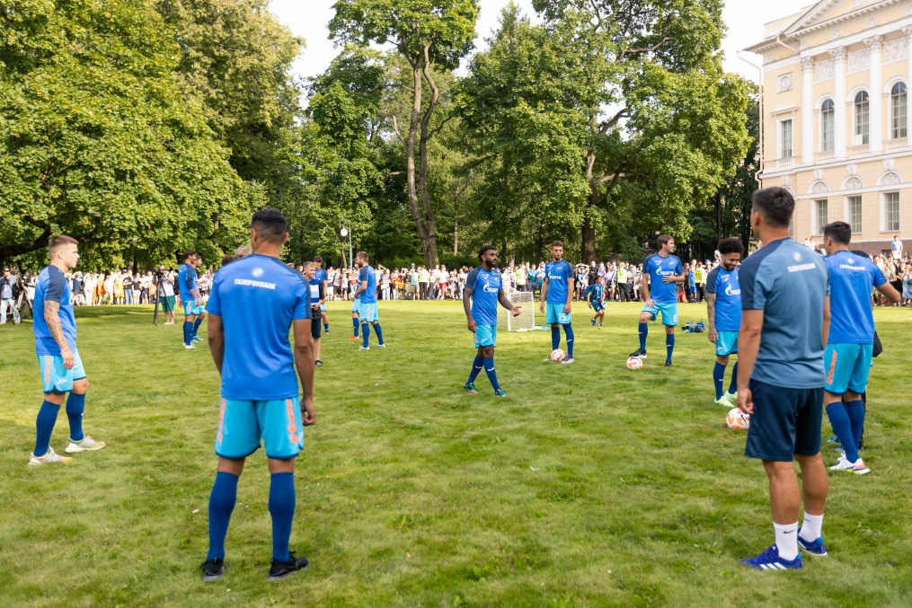 Открытая тренировка «Зенита» в Михайловском саду