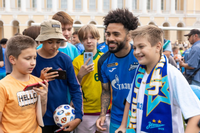 Открытая тренировка «Зенита» в Михайловском саду