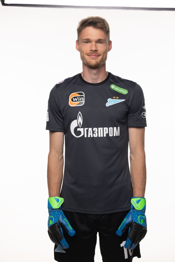 Индивидуальная фотосессия игроков основного состава в форме Joma сезона 2023/24