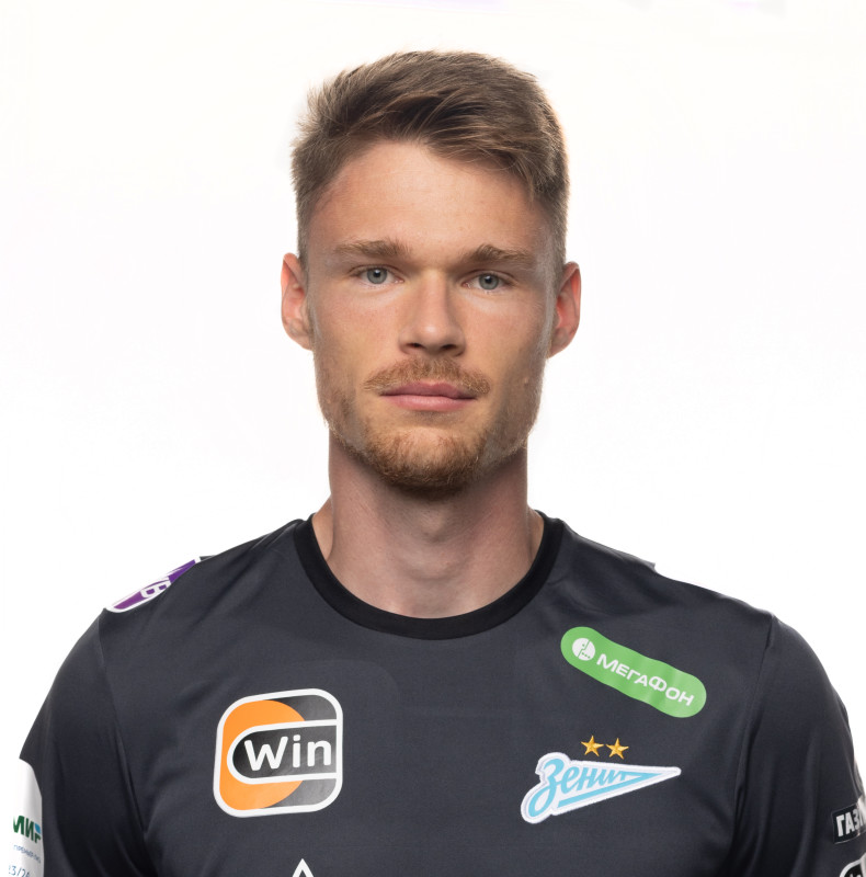 Индивидуальная фотосессия игроков основного состава в форме Joma сезона 2023/24