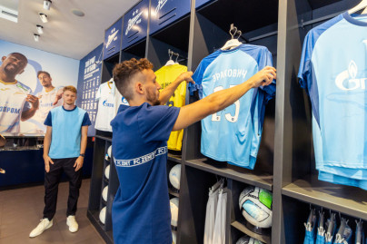 Презентация Страхини Эраковича и Дениса Адамова в официальном магазине «Зенит»