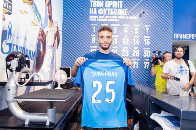 Презентация Страхини Эраковича и Дениса Адамова в официальном магазине «Зенит»