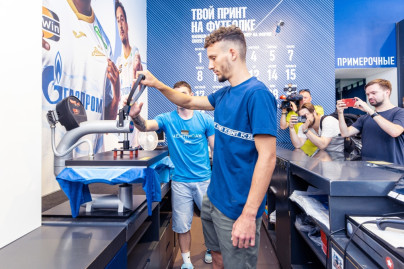 Презентация Страхини Эраковича и Дениса Адамова в официальном магазине «Зенит»