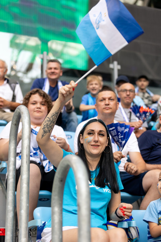 Болельщики на матче «Зенит» — «Динамо»