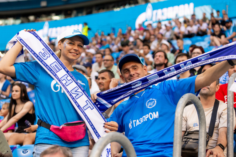 Болельщики на матче «Зенит» — «Динамо»