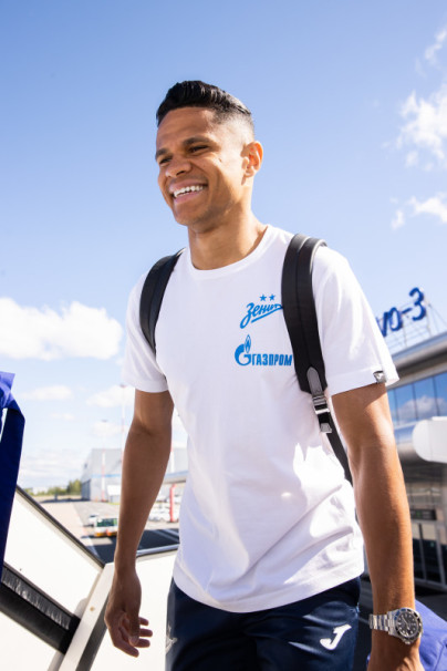 Вылет команды в Самару на матч с «Крыльями Советов»