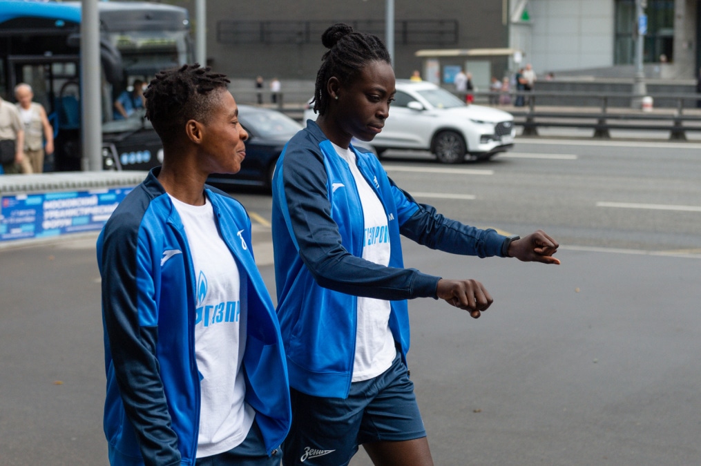 Прогулка женской команды «Зенит» перед матчем с «Локомотивом»