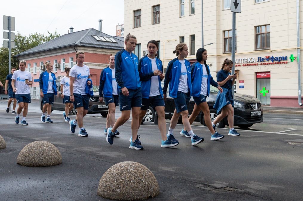 Прогулка женской команды «Зенит» перед матчем с «Локомотивом»