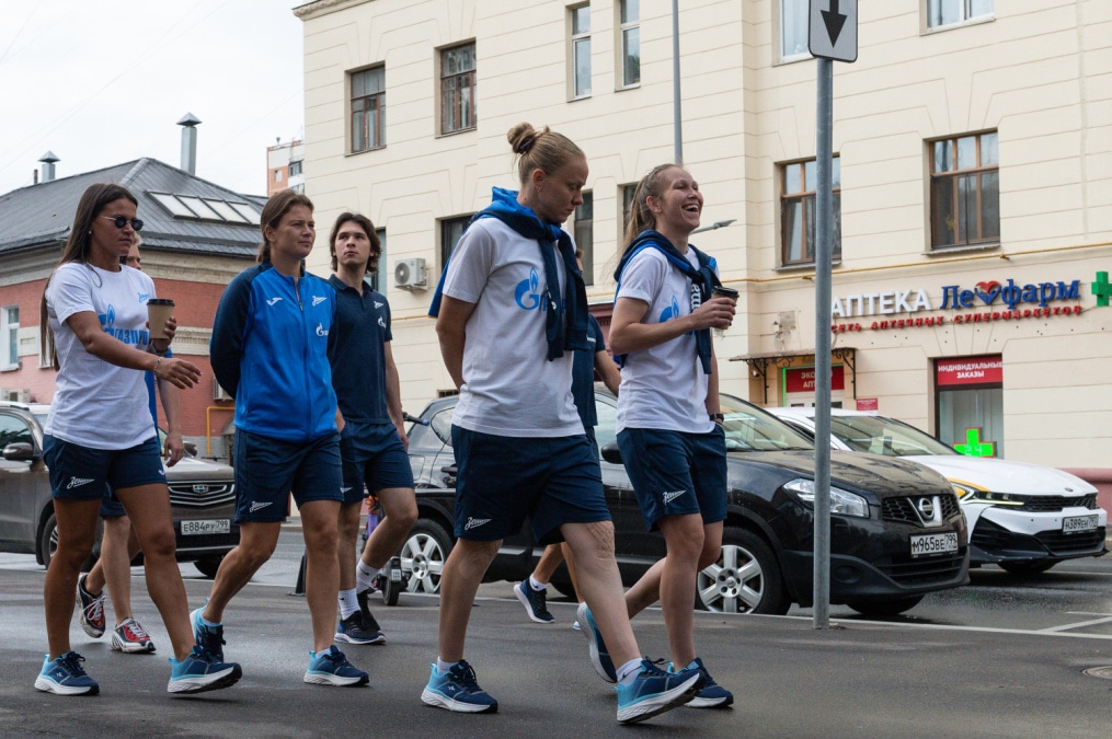 Прогулка женской команды «Зенит» перед матчем с «Локомотивом»