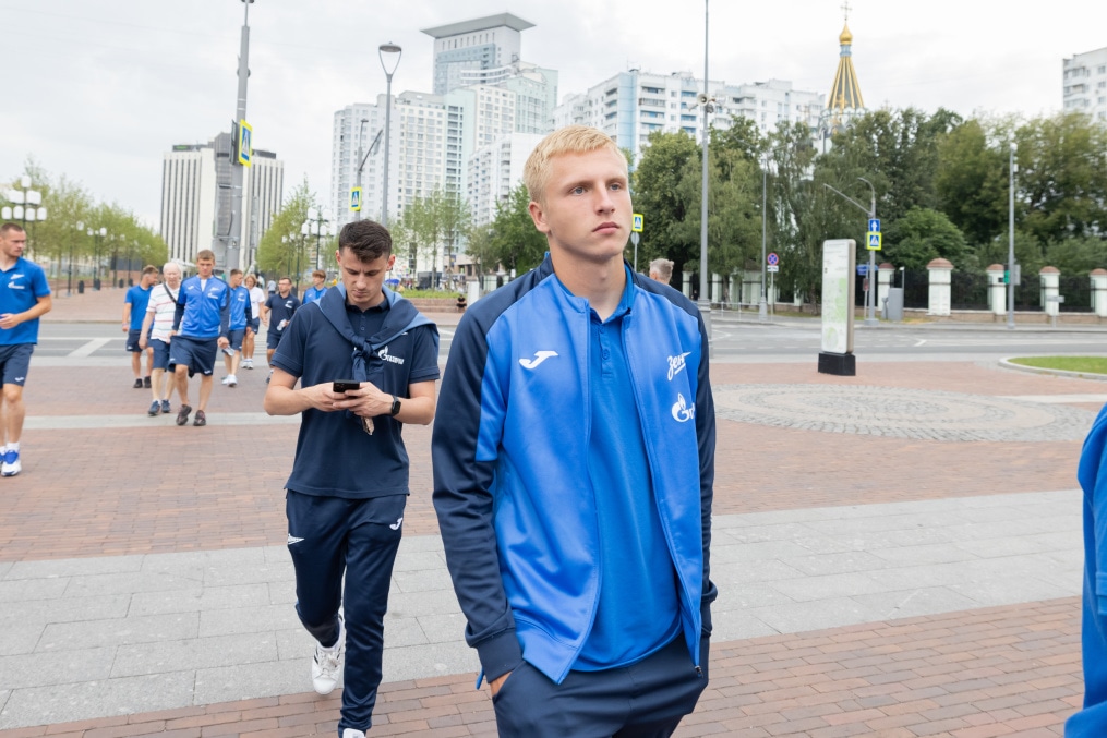 Прогулка молодежной команды «Зенит» перед матчем со «Спартаком»-м
