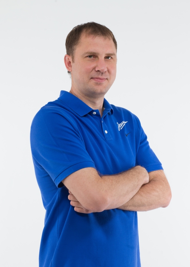 Фотосессия игроков и тренеров основного состава БК «Зенит» сезона-2017/2018