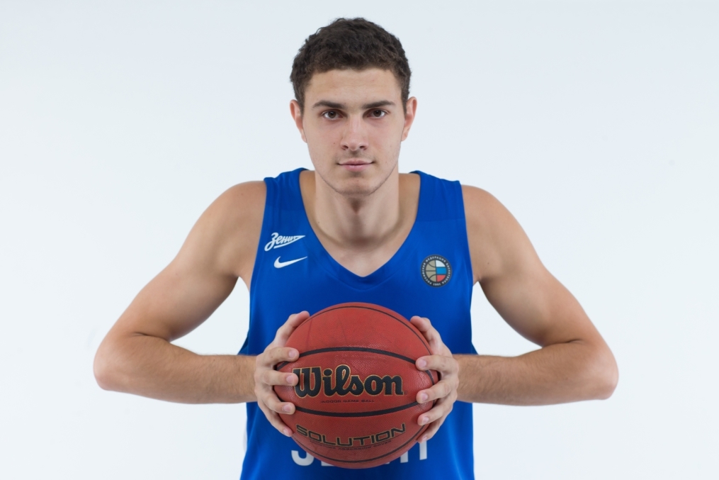 Фотосессия игроков и тренеров основного состава БК «Зенит» сезона-2017/2018