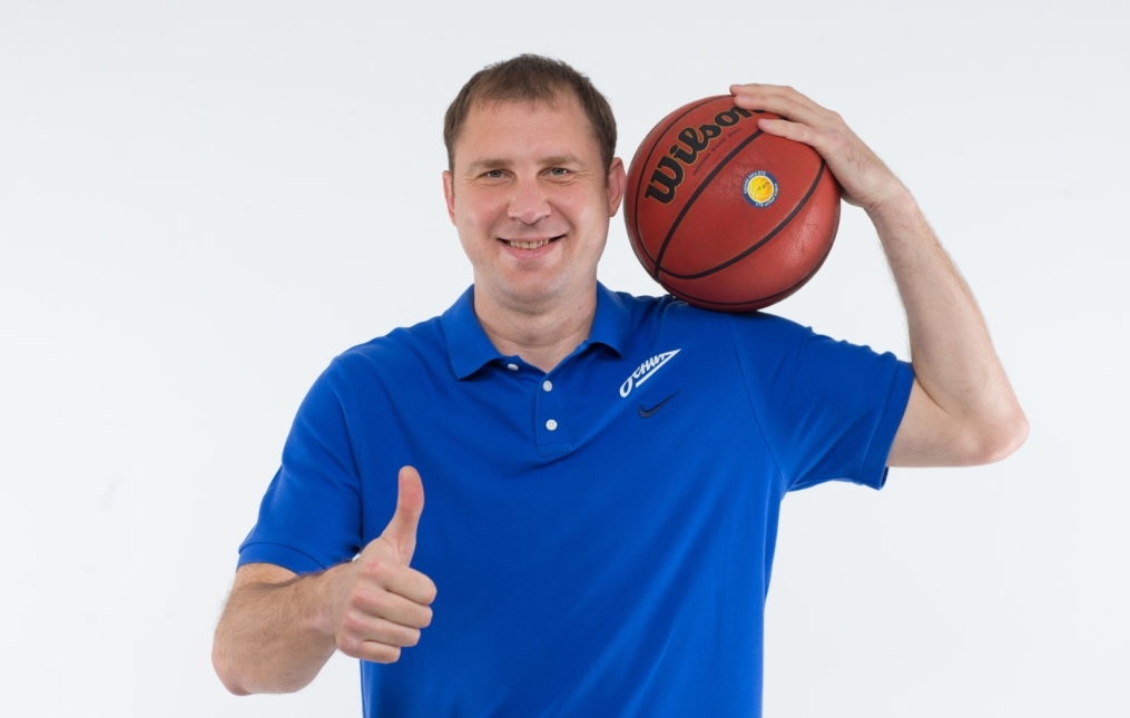 Фотосессия игроков и тренеров основного состава БК «Зенит» сезона-2017/2018