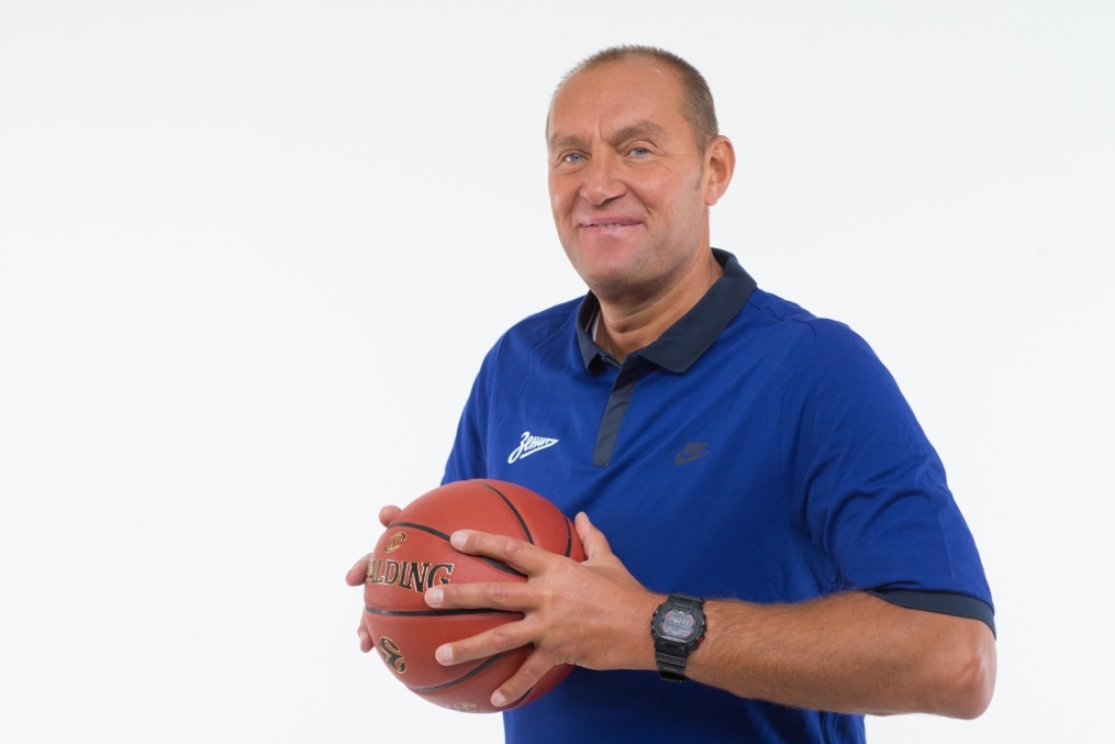 Фотосессия игроков и тренеров основного состава БК «Зенит» сезона-2017/2018