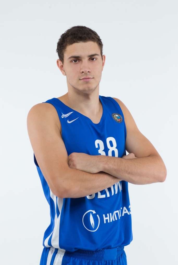 Фотосессия игроков и тренеров основного состава БК «Зенит» сезона-2017/2018