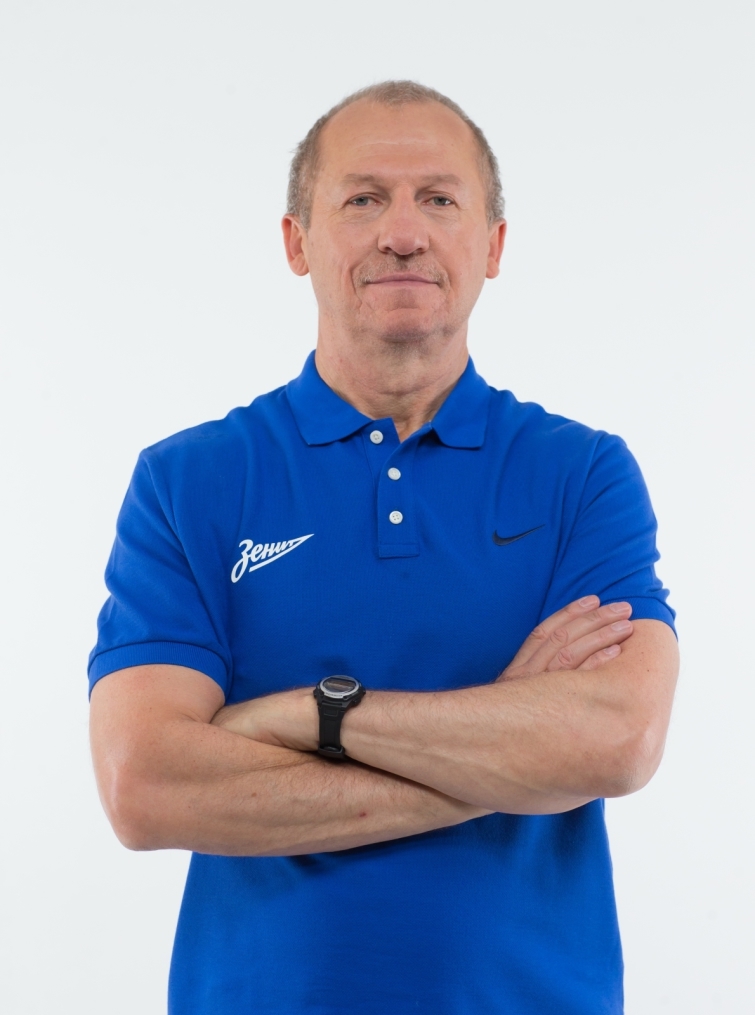 Фотосессия игроков и тренеров основного состава БК «Зенит» сезона-2017/2018