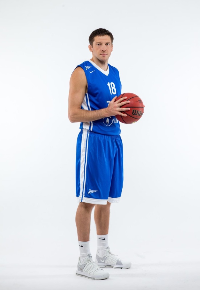 Фотосессия игроков и тренеров основного состава БК «Зенит» сезона-2017/2018