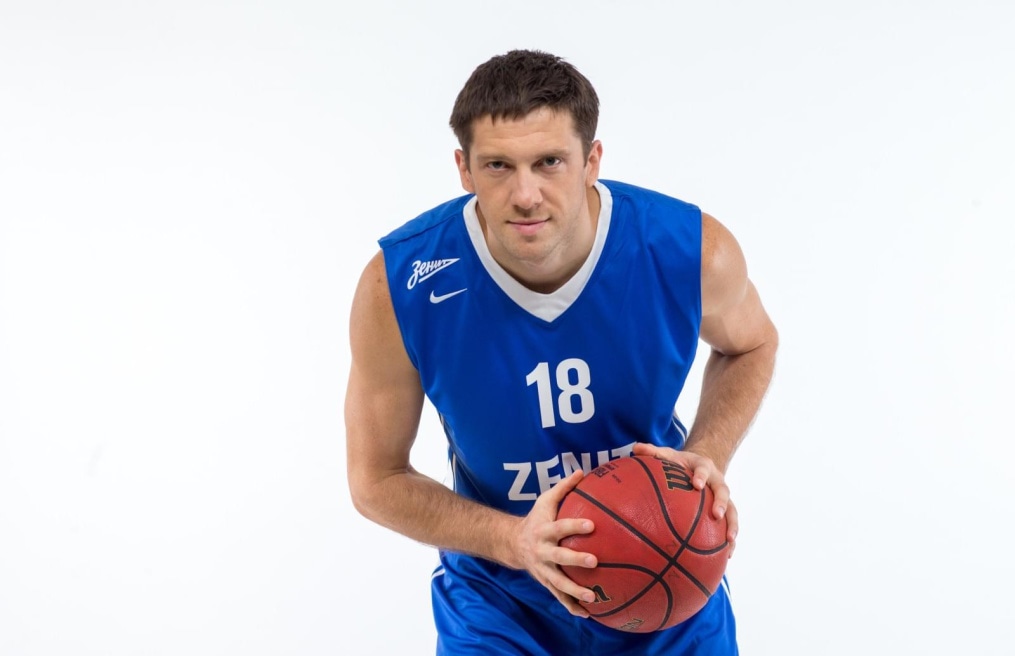 Фотосессия игроков и тренеров основного состава БК «Зенит» сезона-2017/2018