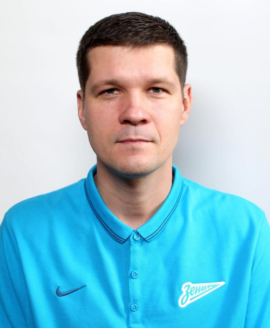 Фото на документы баскетболистов основного состава и тренерского штаба БК «Зенит»