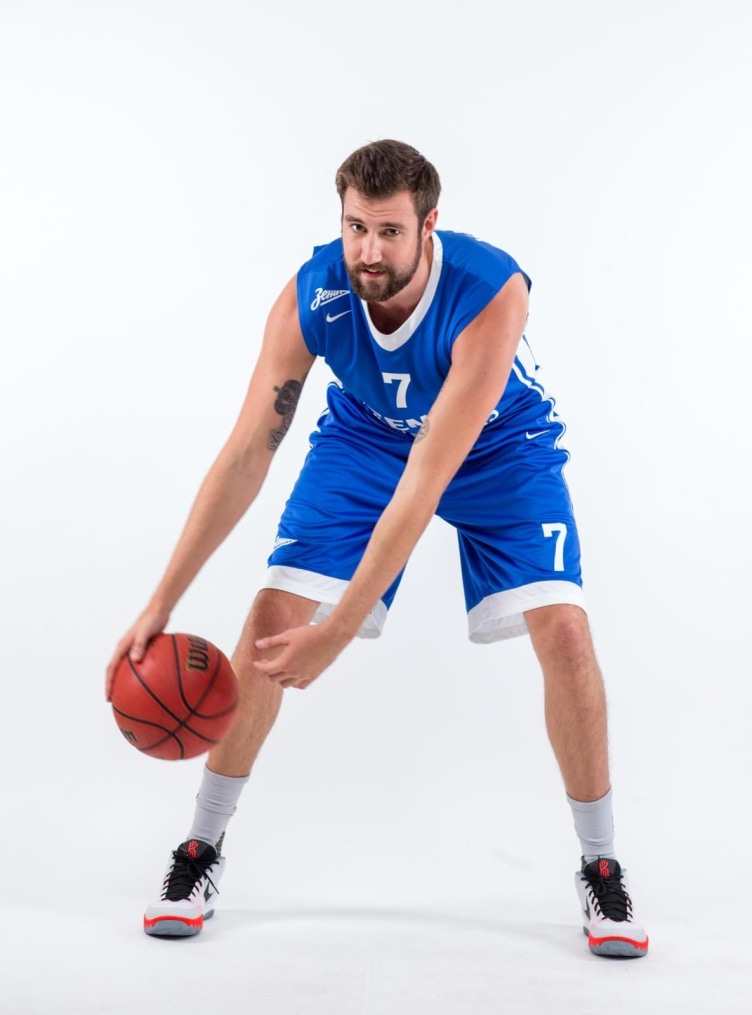 Фотосессия игроков и тренеров основного состава БК «Зенит» сезона-2017/2018