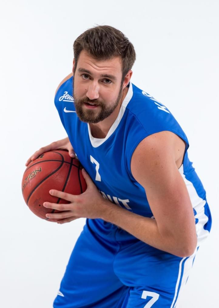 Фотосессия игроков и тренеров основного состава БК «Зенит» сезона-2017/2018