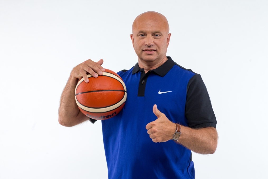 Фотосессия игроков и тренеров БК «Зенит-Фарм» сезона-2017/2018