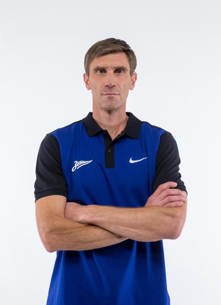 Фотосессия игроков и тренеров БК «Зенит-Фарм» сезона-2017/2018